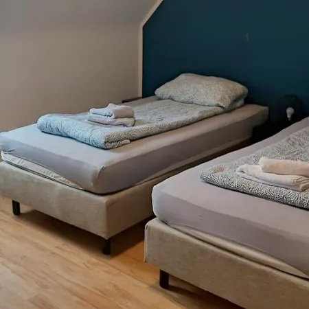 Cozy Private 3-bedroom In Wesseling