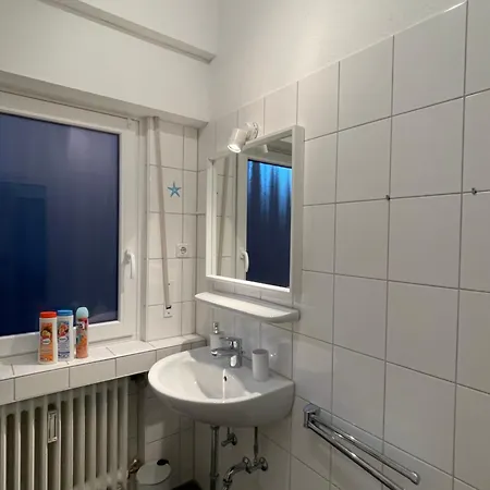 Cozy Private 3-bedroom In *