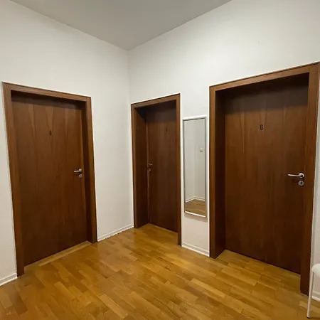 Cozy Private 3-bedroom In Wesseling