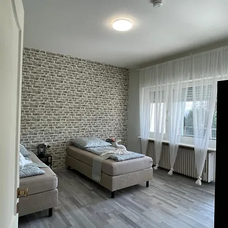 Appartement Cozy Private 3-bedroom In Wesseling