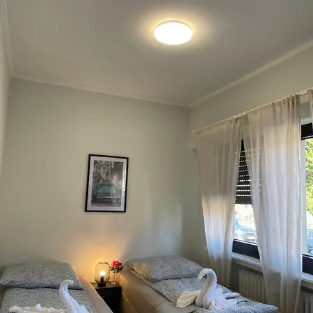 Appartement Cozy Private 3-bedroom In Wesseling