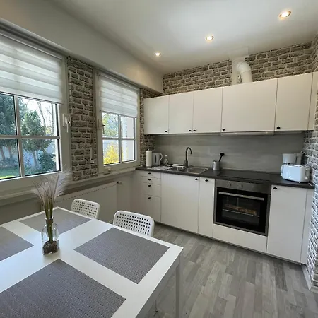Cozy Private 3-bedroom In * Wesseling